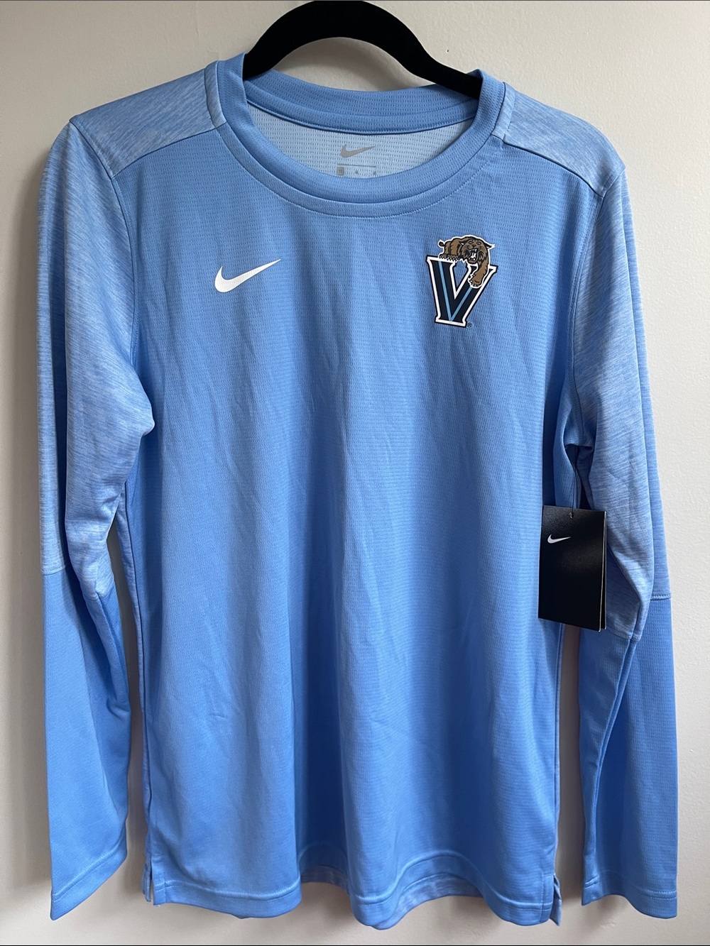 NWT Nike Light Blue Villanova Long Sleeve Dri-FIT Top